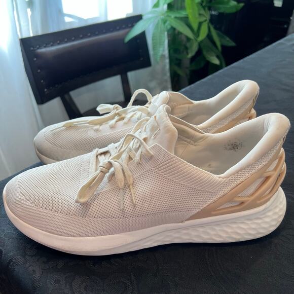 Kizik slip on cream shoes men 13 women 14.5 - Picture 4 of 11